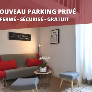Duplex Climatisé , Orange (Vaucluse) France